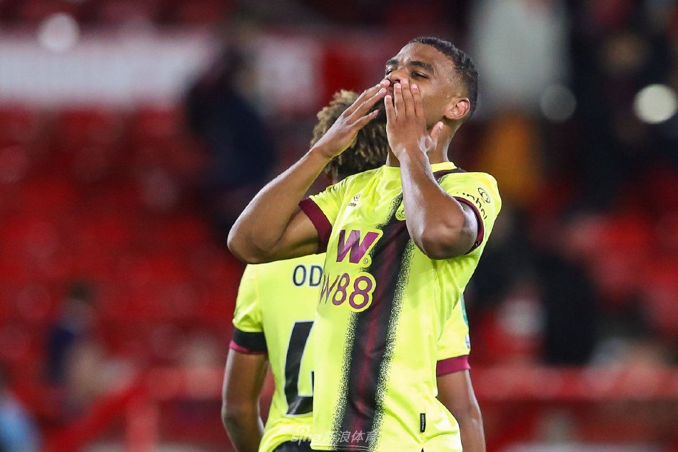 平的联赛 平的联赛