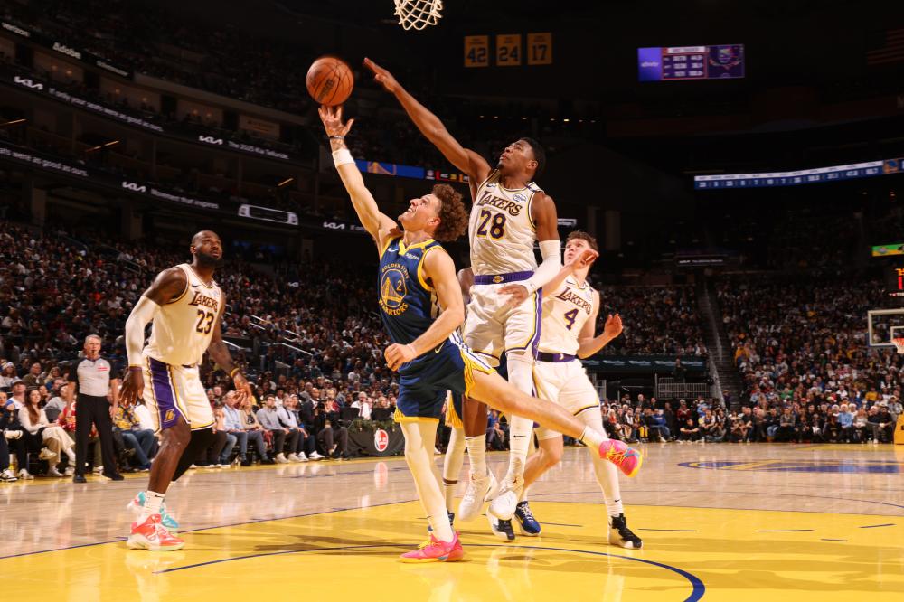 与强势的表 与强势的表