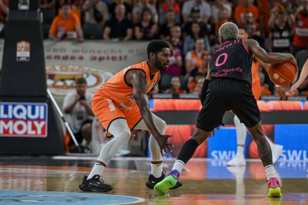 内的球员隔 内的球员隔