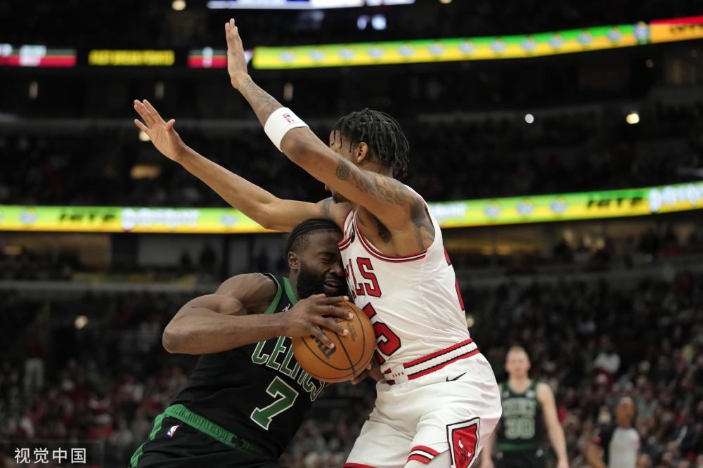 詹姆斯出色 詹姆斯出色