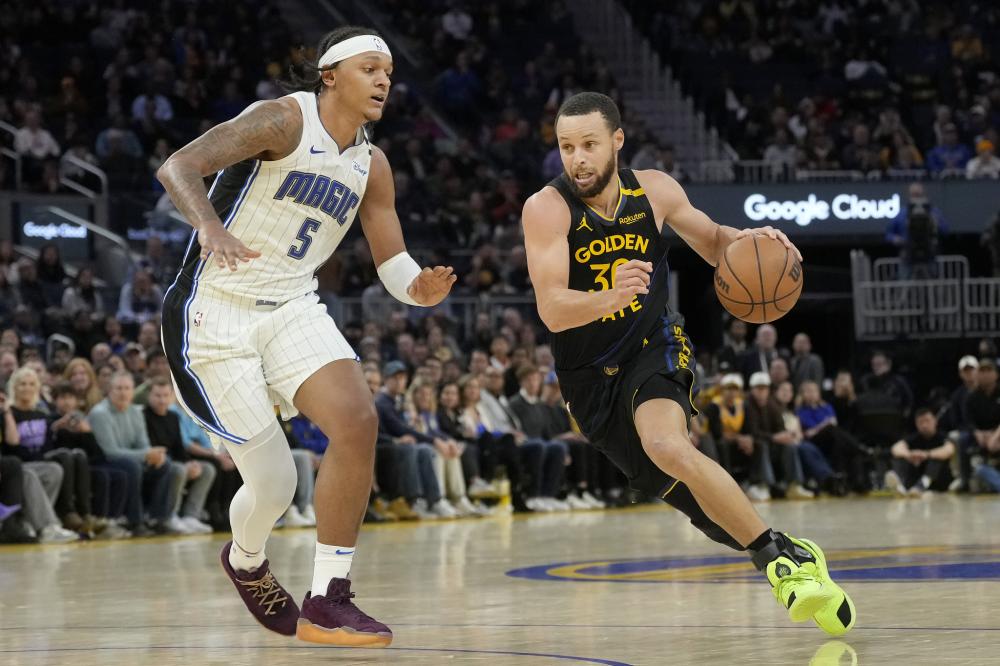 的投篮动作 的投篮动作